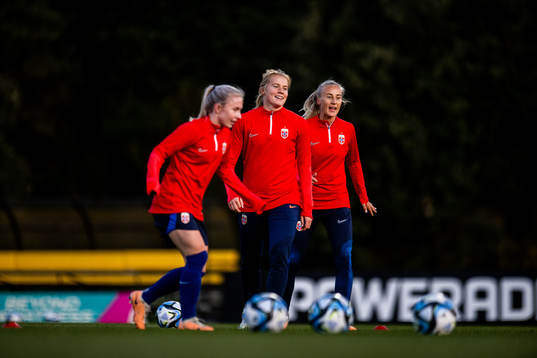 Julie Blakstad and Anja Sønstevold of Norway at a training