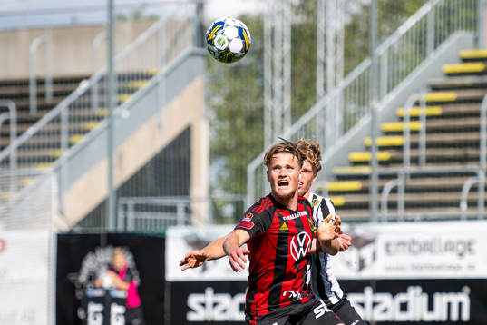 Landskronas Gustaf Bruzelius och Östersunds Sebastian