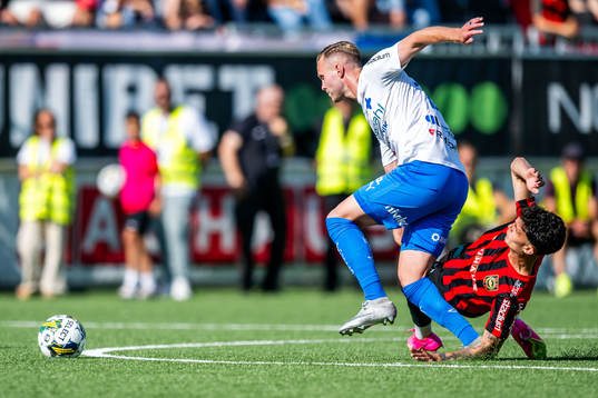 Värnamos Gustav Engvall och Brommapojkarnas Liam Jordan
