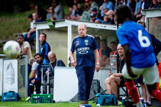 Österlens tränare Nils-Erik Persson