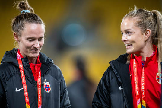 Caroline Graham Hansen and goalkeeper Guro Pettersen of
