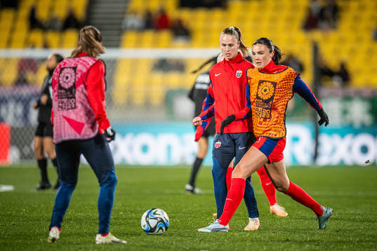 Caroline Graham Hansen and Ingrid Syrstad Engen of Norway