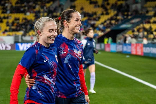 Thea Bjelde and Tuva Hansen of Norway
