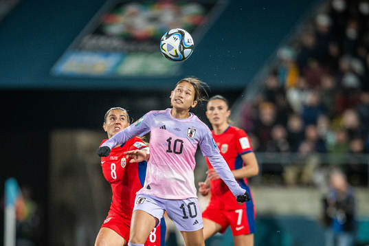 Vilde Bøe Risa of Norway and Fuka Nagano of Japan