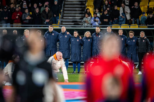Head coach Hege Riise with staff of Norway