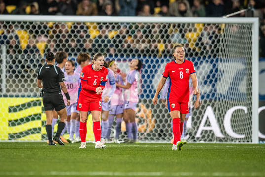 Maren Mjelde of Norway reacts