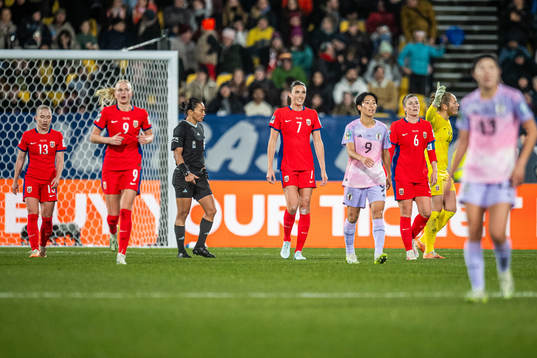 Thea Bjelde, Karina Sævik, Ingrid Syrstad Engen, Maren