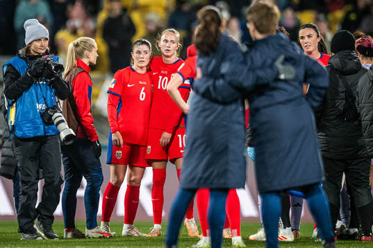 Maren Mjelde and Caroline Graham Hansen of Norway look
