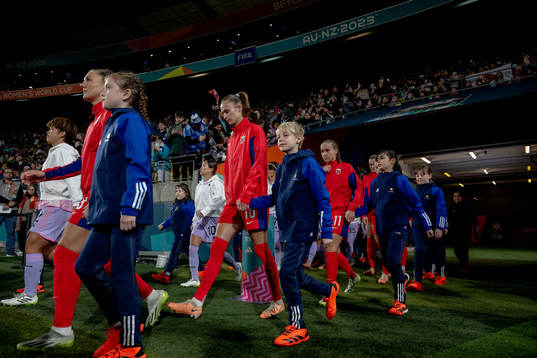 Caroline Graham Hansen of Norway enters the pitch