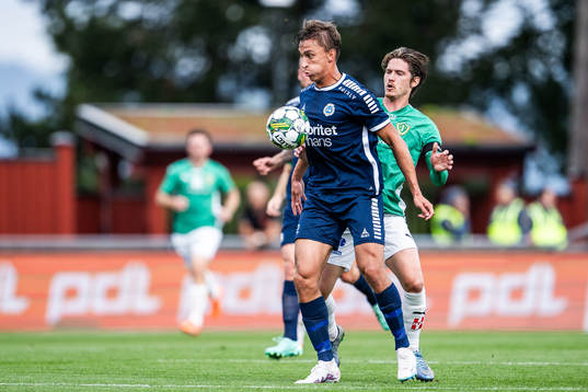Utsiktens Wilhelm Nilsson och Jönköpings Södras Robin