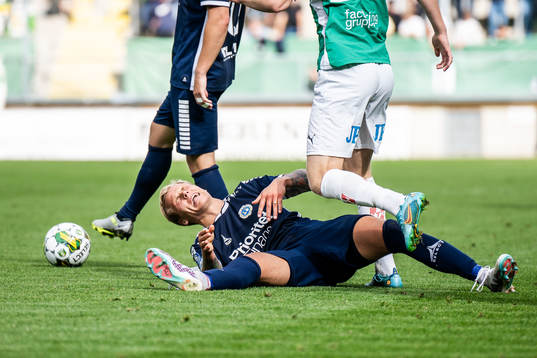Utsiktens Jesper Brandt har ont