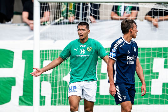 Jönköpings Södras Sadmir Zekovic reagerar