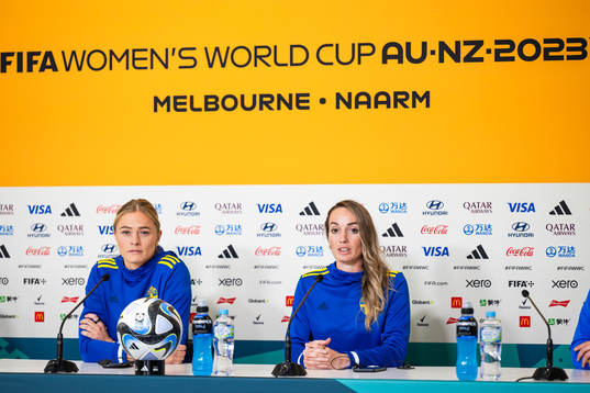 Fridolina Rolfö and Kosovare Asllani of the Swedish