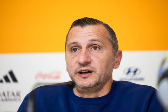 Head coach Vlatko Andonovski at a press conference with the
