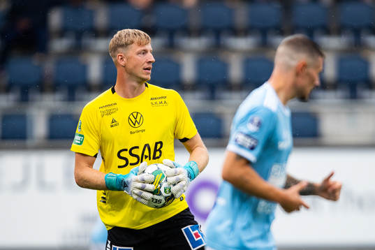 Brages målvakt Viktor Frodig