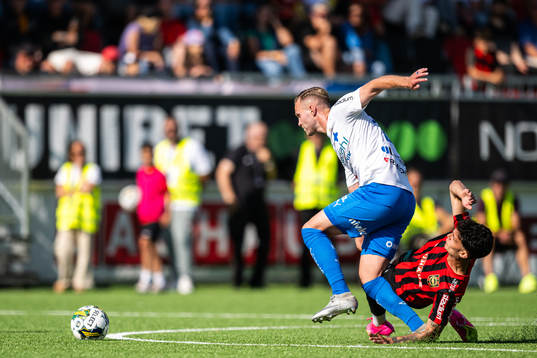 Värnamos Oscar Johansson och Brommapojkarnas Liam Jordan
