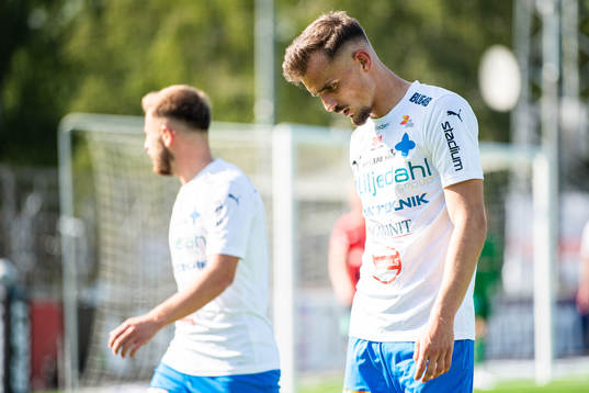 Värnamos Emin Grozdanic deppar