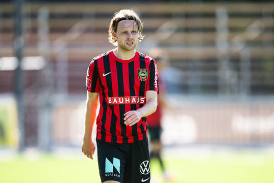 Brommapojkarnas Oscar Pettersson deppar