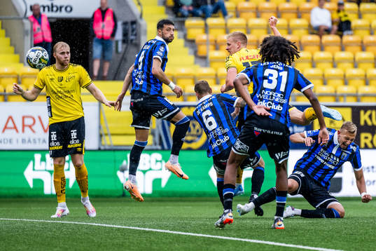 Elfsborgs Per Frick gör 1-0