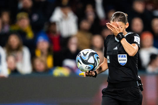 Referee Stephanie Frappart in pain