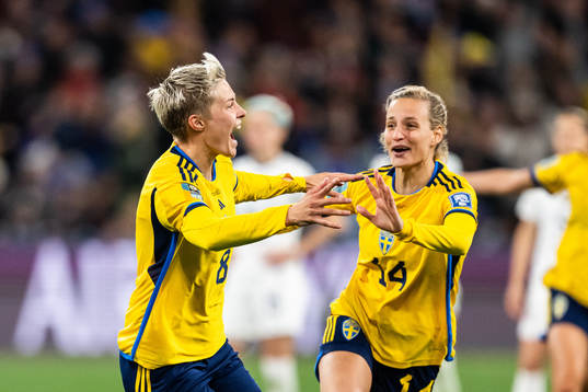 Lina Hurtig of Sweden celebrates