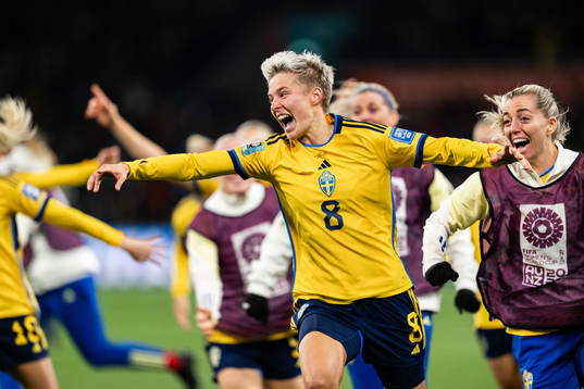 Lina Hurtig of Sweden celebrates