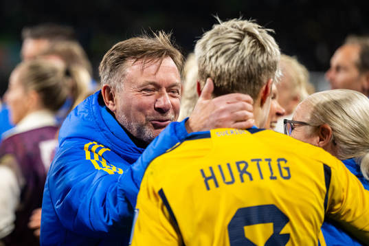 Head coach Peter Gerhardsson and Lina Hurtig of Sweden