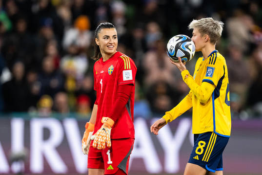 Goalkeeper Zecira Musovic and Lina Hurtig of Sweden