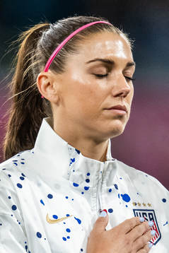 Sophia Smith, Alex Morgan and Emily Sonnett of USA