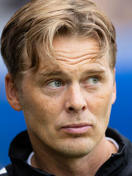 GAIS tränare Fredrik Holmberg innan fotbollsmatchen i