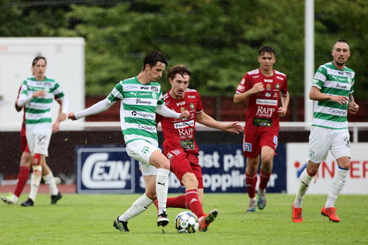 Västerås SKs Olle Edlund och Skövde AIKs Hugo Engström