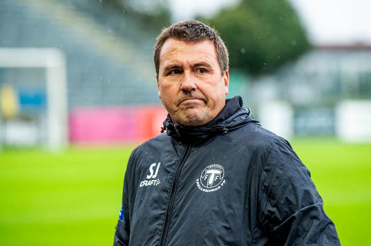 Trelleborgs tränare Stefan Jacobsson innan fotbollsmatchen