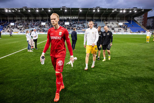 IFK Göteborgs målvakt Pontus Dahlberg och Adam Carlén