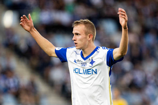 IFK Norrköpings Victor Stange Lind reagerar