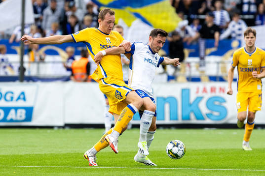 IFK Göteborgs Adam Carlén och IFK Norrköpings Vito