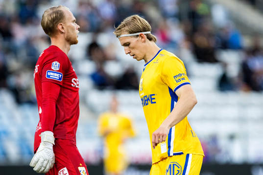 IFK Göteborgs målvakt Pontus Dahlberg och Johan Bångsbo