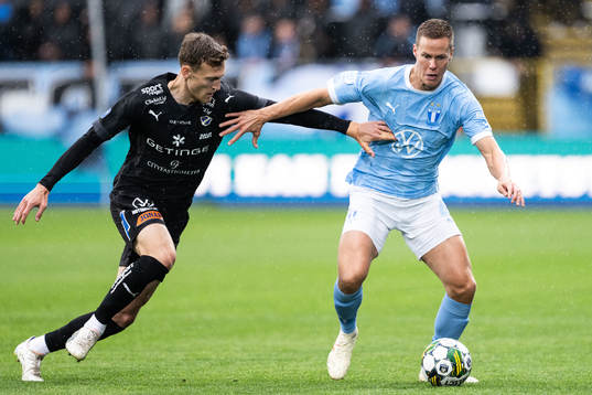 Halmstads Viktor Granath och Malmö FFs Niklas Moisander