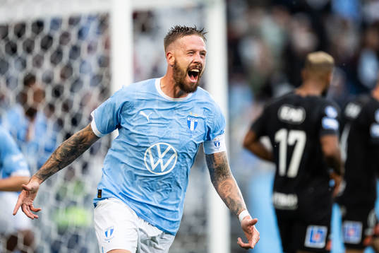 Malmö FFs Pontus Jansson jublar