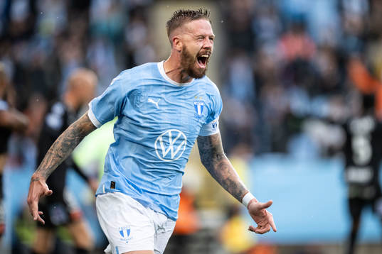 Malmö FFs Pontus Jansson jublar