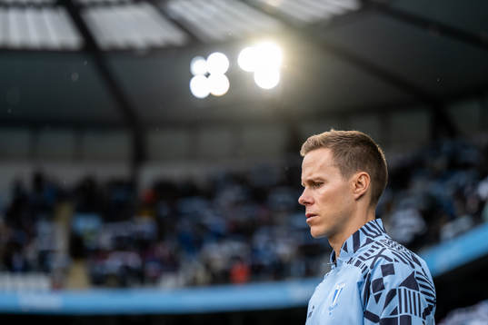 Malmö FFs Niklas Moisander gör entré