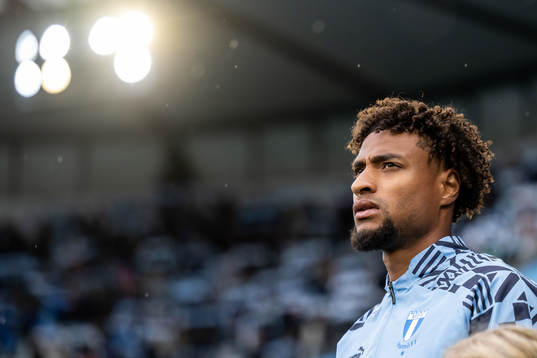 Malmö FFs Joseph Ceesay gör entré