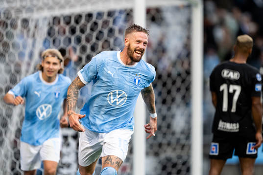 Malmö FFs Pontus Jansson jublar