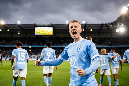 Malmö FFs Sebastian Jörgensen jublar