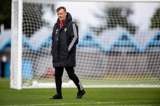 Head coach Peter Gerhardsson of Sweden at a training session