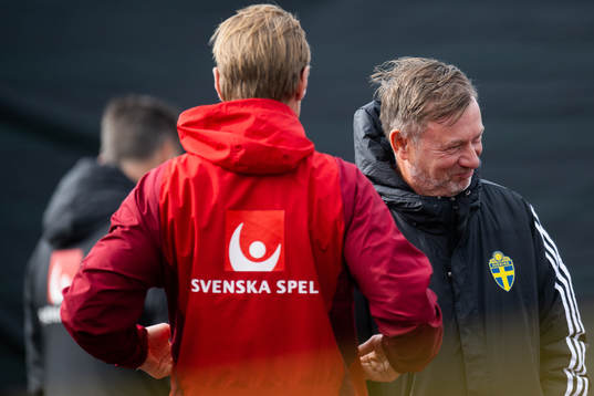 Head coach Peter Gerhardsson of Sweden at a training session