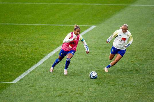Madelen Janogy and Hanna Bennison of Sweden at a training