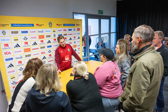 Sports psychologist Rasmus Liljeblad of the Swedish women's