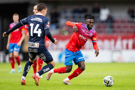 Örgrytes Daniel Paulson och Helsingborgs Benjamin Acquah