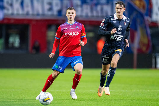 Helsingborgs Erik Ring och Örgrytes Noah Christoffersson