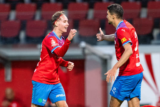 Helsingborgs Simon Bengtsson jublar med Amar Muhsin